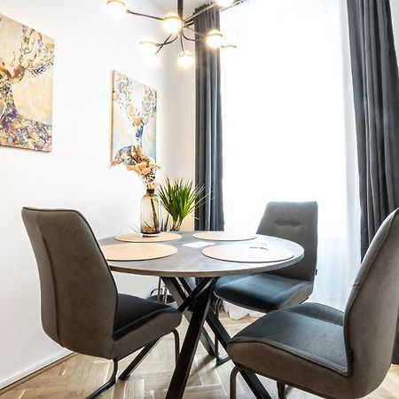 Comfortable, Balcony Apartment - Quick Access To Vienna'S Old Centre Exterior foto